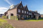 Koekoekzoom 58, Pijnacker: huis te koop