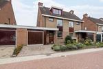 Hovenier 21, Rhoon: huis te koop