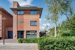 John Raedeckerhof 115, Hoorn: huis te koop