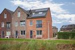 Pruimengaarde 13, Hendrik-Ido-Ambacht: huis te koop