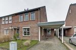 Koolzaad 33, Helden: huis te koop