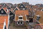 Doolhof 42, Volendam: huis te koop
