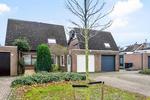 Ravelstraat 100, Bergen op Zoom: huis te koop