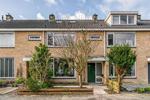 Tjerk Hiddensdreef 13, Voorschoten: huis te koop