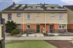 Koningin Beatrixstraat 15, De Lier: huis te koop
