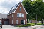 De Vos van Steenwijklaan 2 A, Hoogeveen: huis te koop